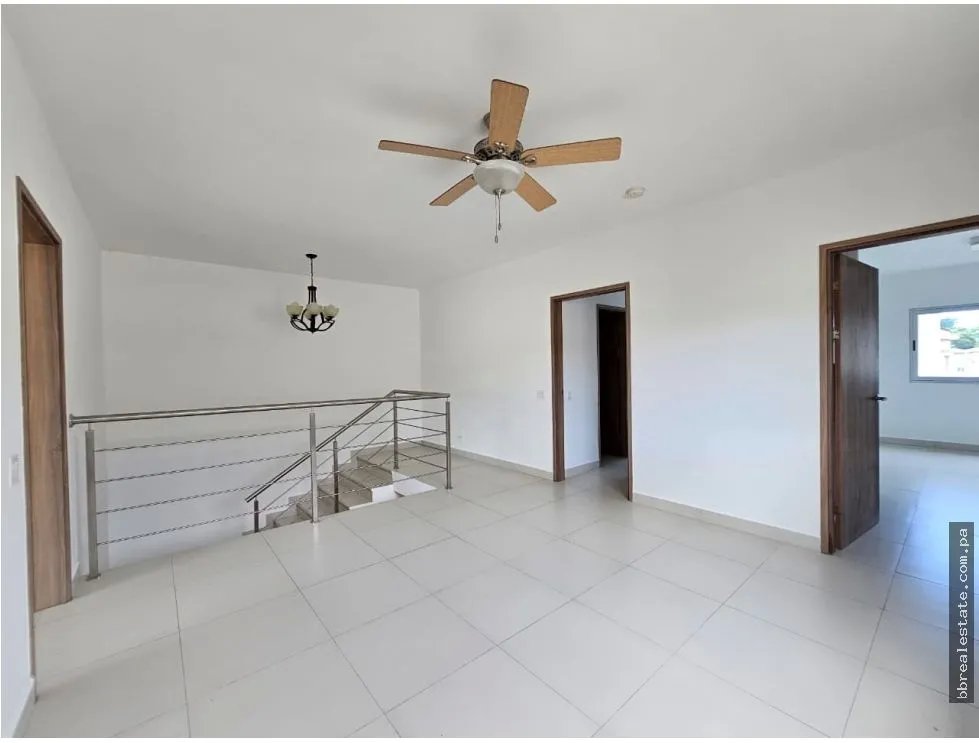Venta de Casa en Altos del Parque, Vía Centenial