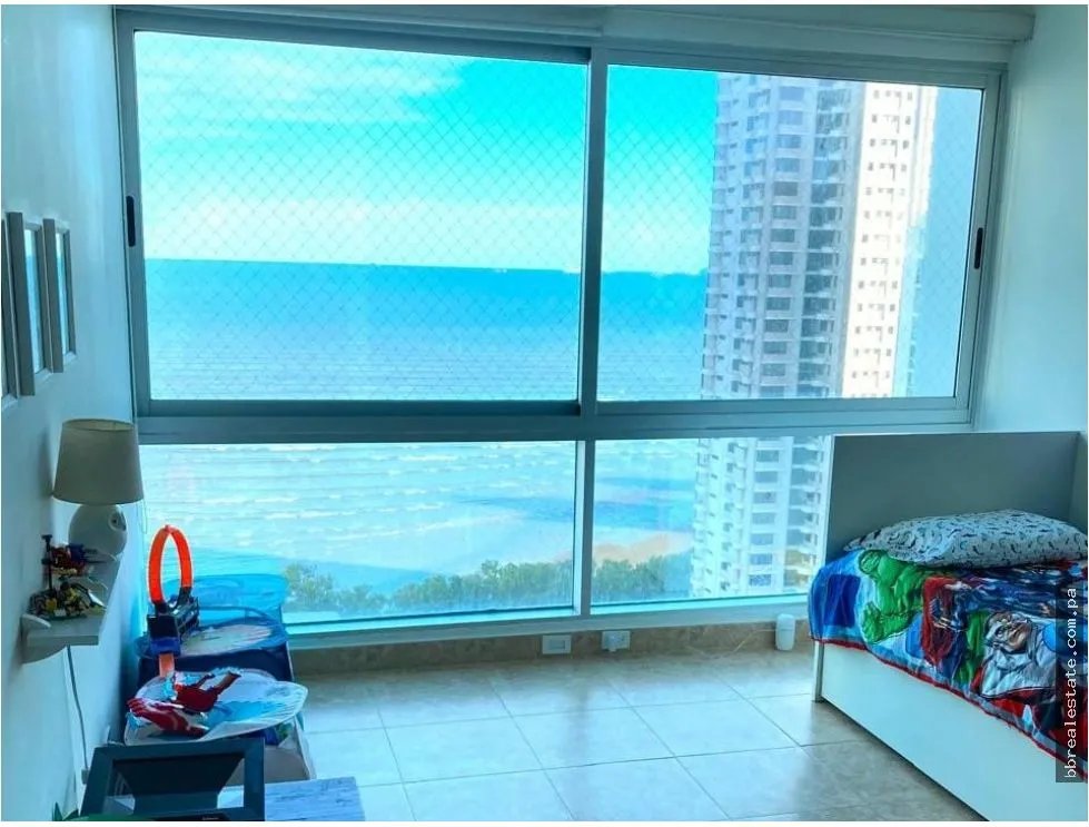 Venta de Apartamento en PH Titanium, Costa del Este