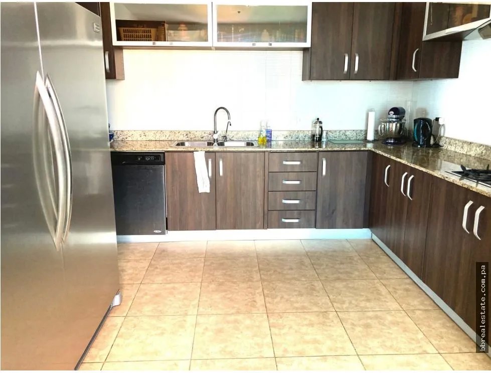Venta de Apartamento en PH Titanium, Costa del Este