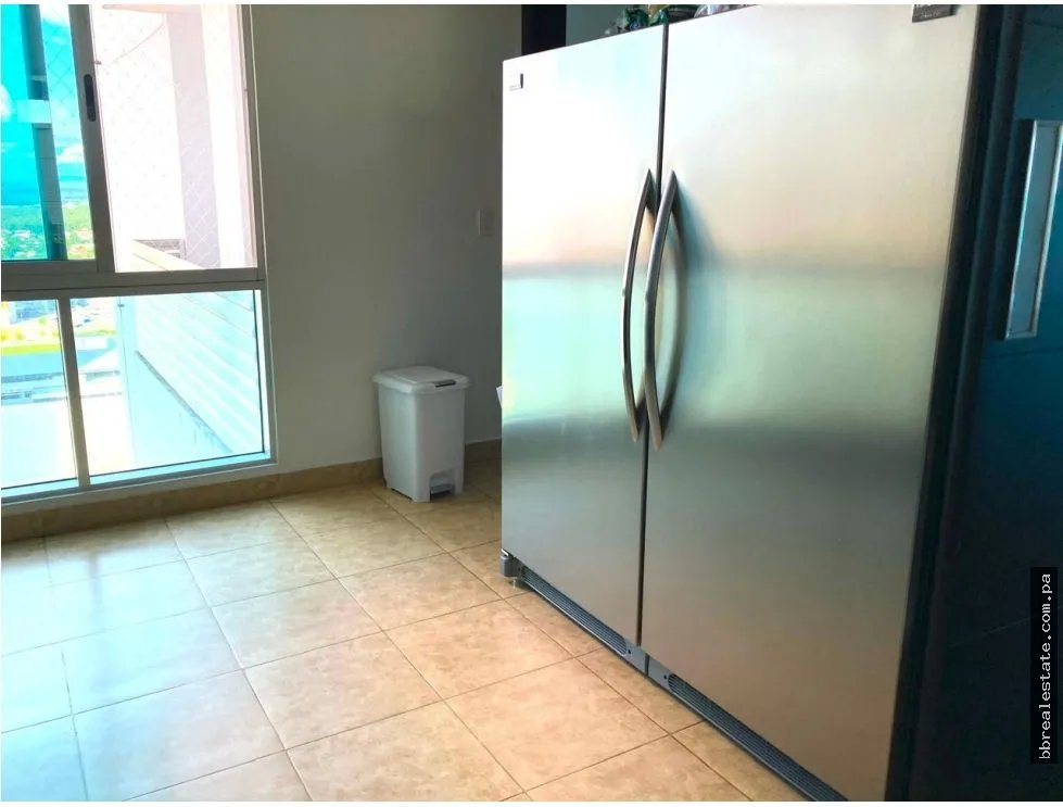Venta de Apartamento en PH Titanium, Costa del Este