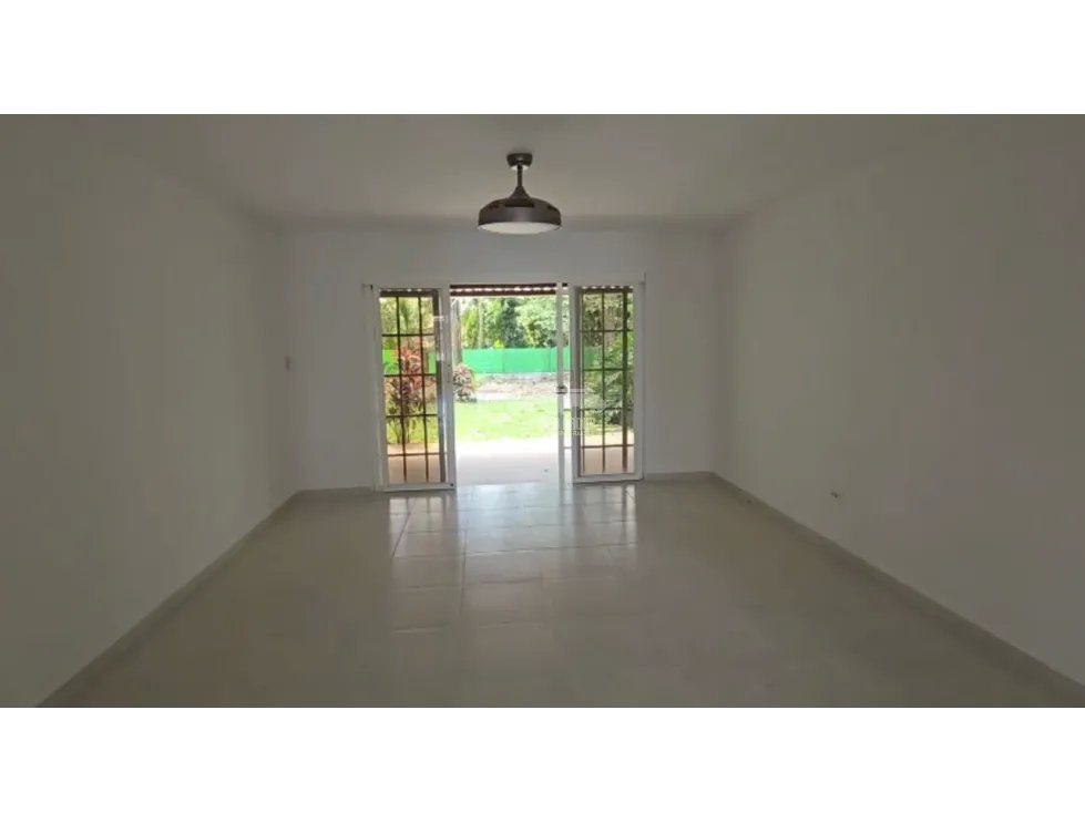 SE VENDE CASA EN ARRAIJAN  LA CONSTANCIA 520 M2 CON AMPLIO PATIO