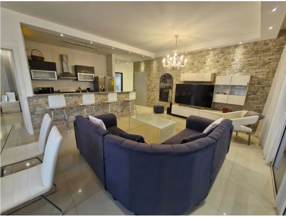 Alquiler de apartamento amoblado en PH Quadrat  San Francisco. YP