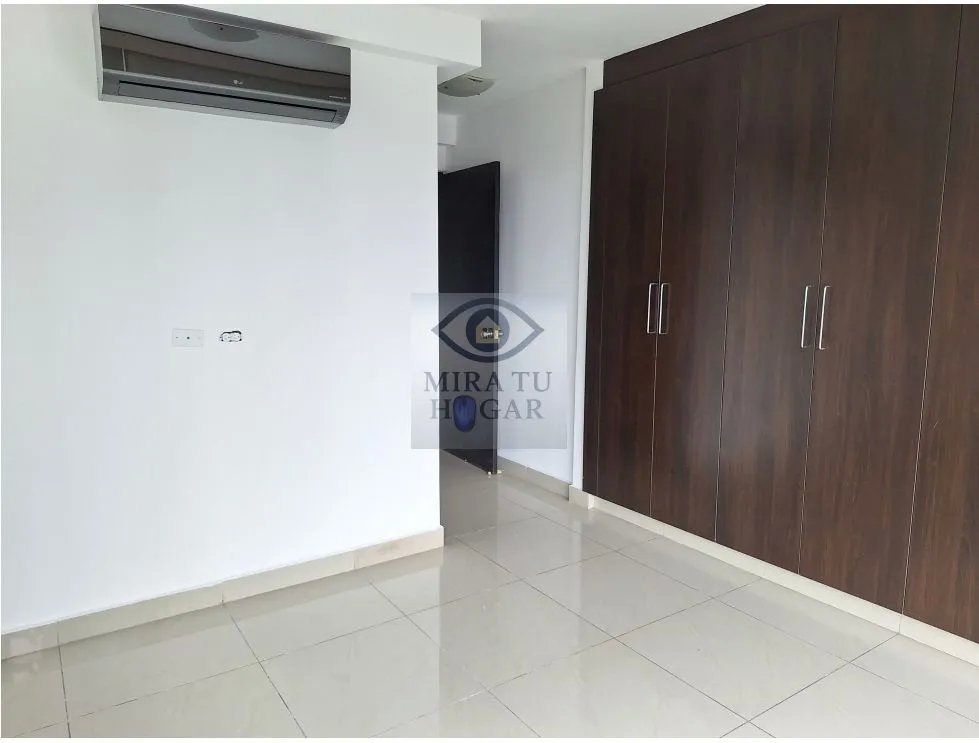 Se vende apartamento reposeido en Bella Vista.