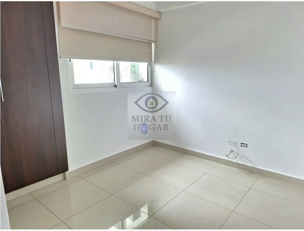 Se vende apartamento reposeido en Bella Vista.