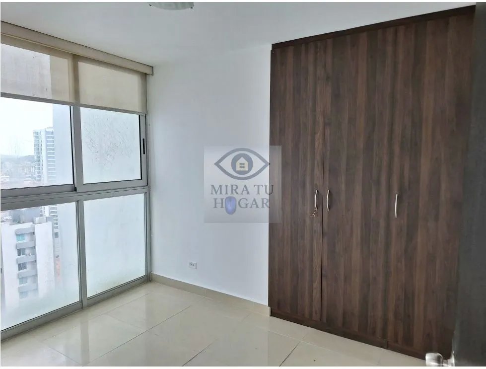 Se vende apartamento reposeido en Bella Vista.