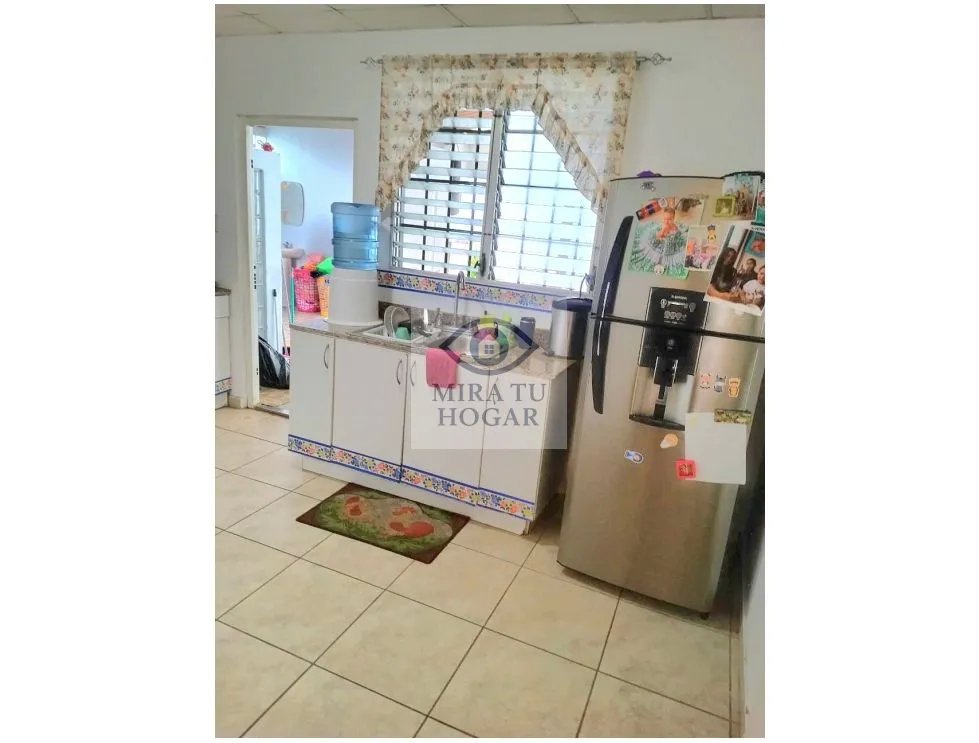 Se Vende Casa en Urbanización Brisas del Golf.