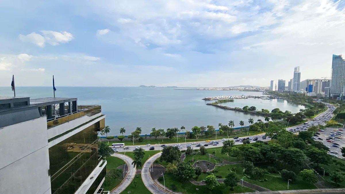 Apartamento 3 Rec, Avenida Balboa  Vistas al Mar