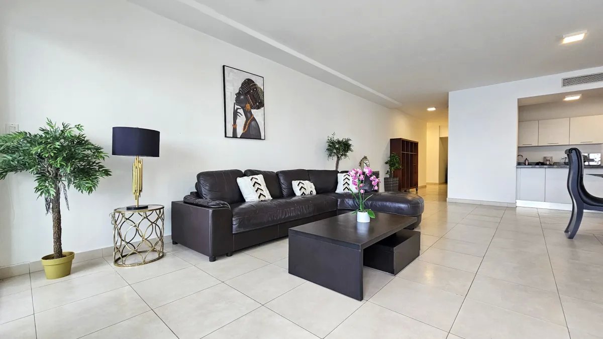 Apartamento 3 Rec, Avenida Balboa  Vistas al Mar