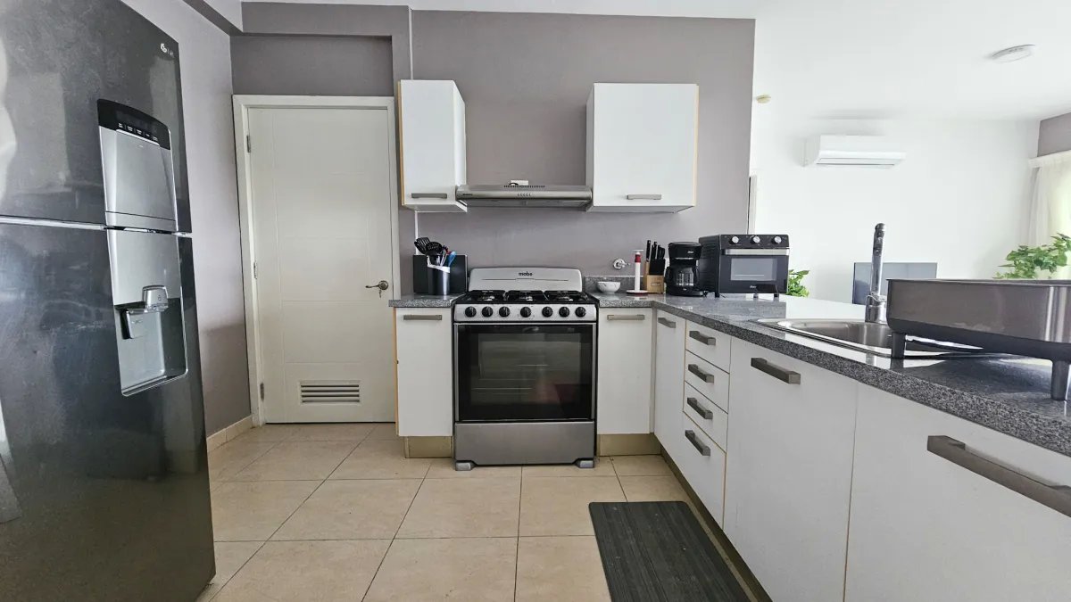 Apartamento 1 Recámara con Vista a la Bahía en Avenida Balboa