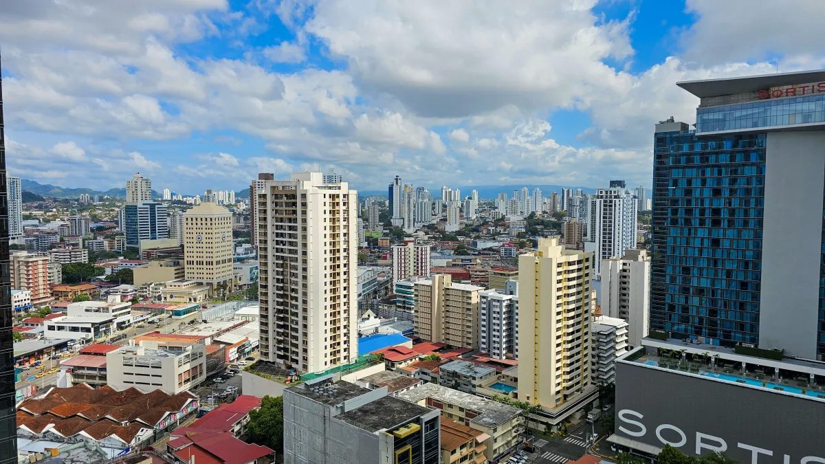 Apartamento 3 Recámaras, Piso Alto Obarrio con Acabados Modernos