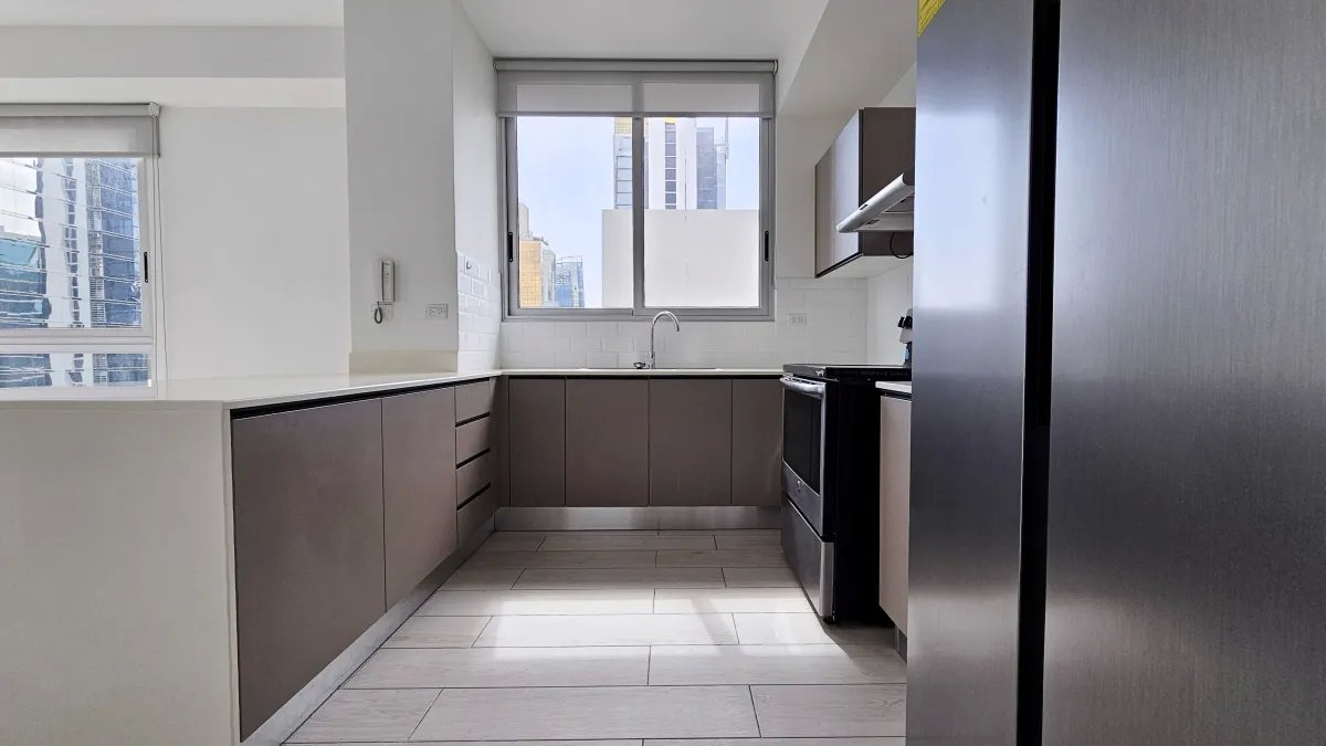 Apartamento 3 Recámaras, Piso Alto Obarrio con Acabados Modernos