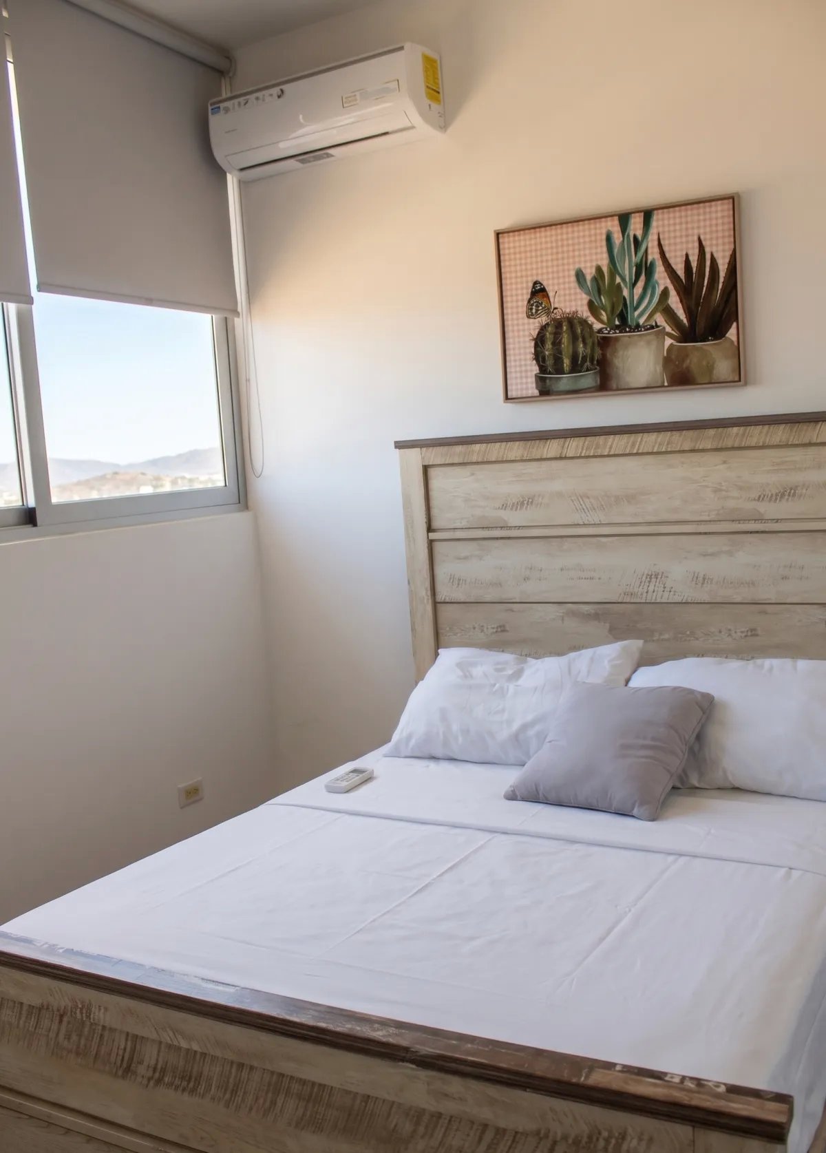 2BR Apartment in Bella Vista with Panoramic City Views