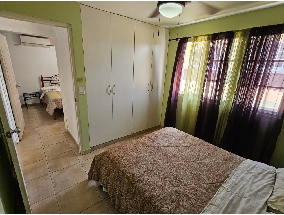 Venta de casa en Villas del Golf, Chitré. MB