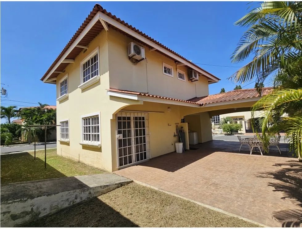 House for sale in Villas del Golf, Chitré. MB