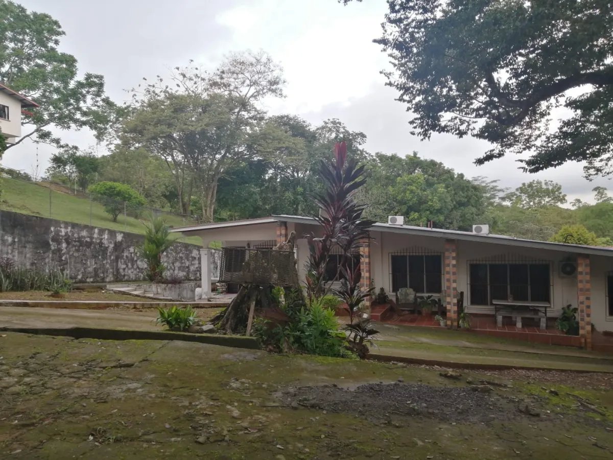 House for rent in San Vicente David