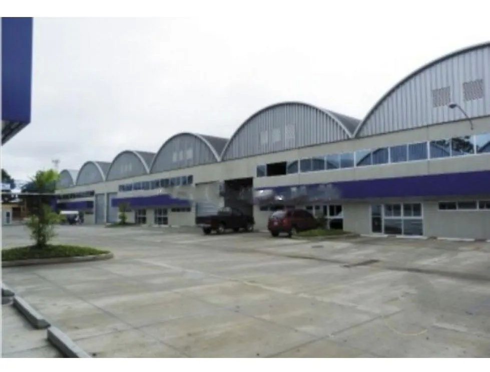 Venta de Galera / OfiBodega en Tocumen