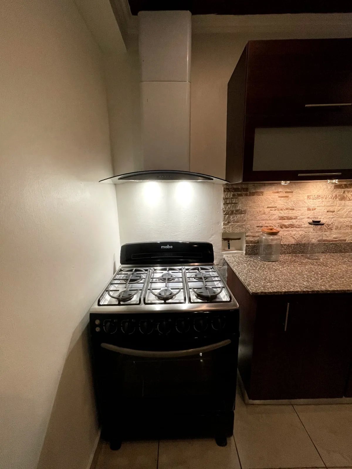 Alquiler Apartamento 12 de Octubre Amoblado 2R 2B