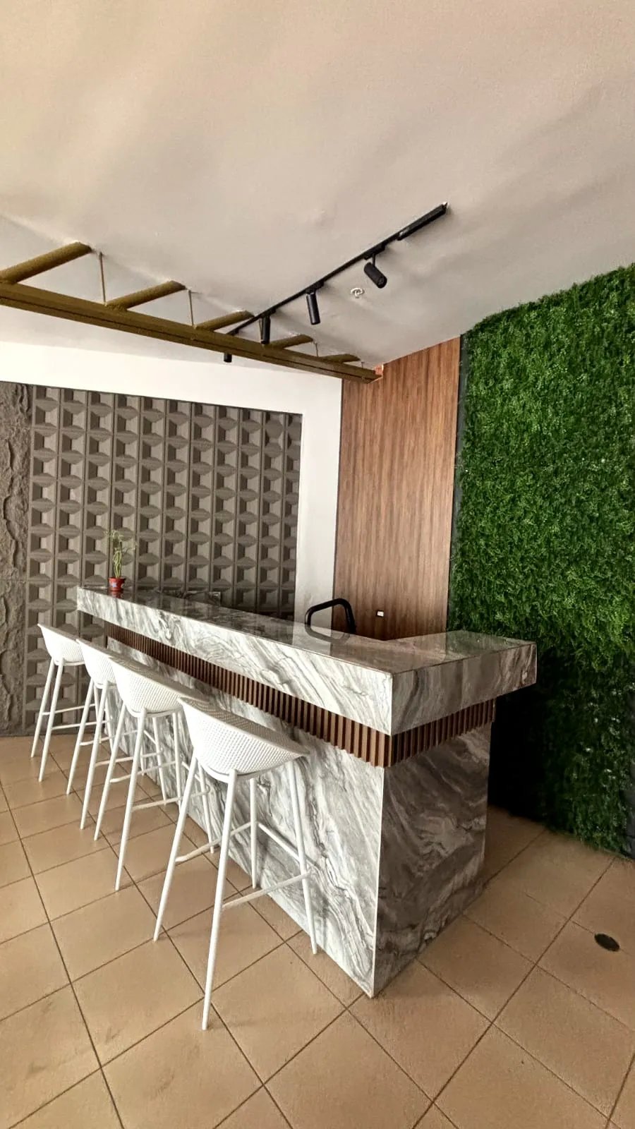 Alquiler Apartamento 12 de Octubre Amoblado 2R 2B