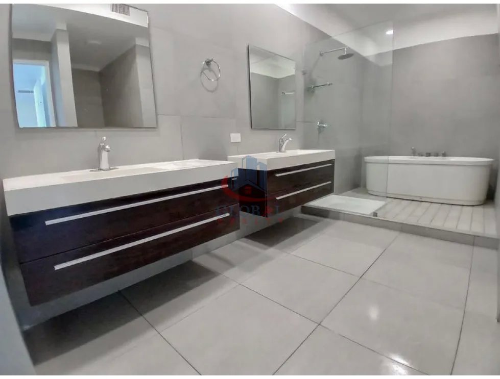 Venta de Apartamento en Yacht Club Avenida Balboa