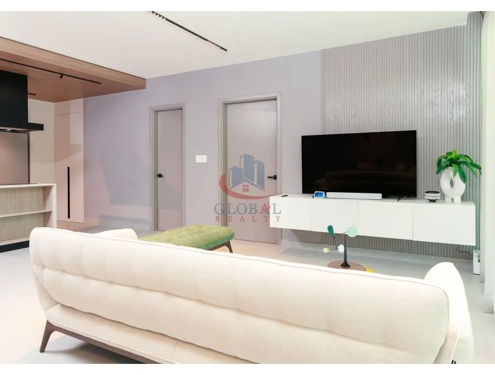 Se vende apartamento en PH Uptown  Calle Uruguay,