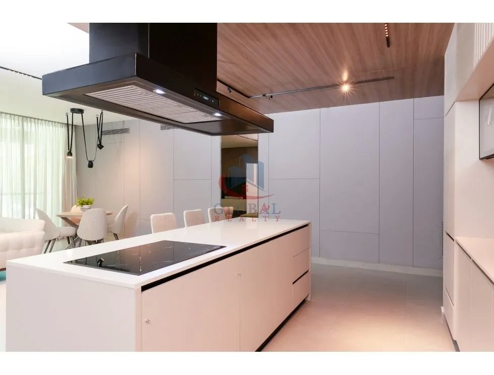 Se vende apartamento en PH Uptown  Calle Uruguay