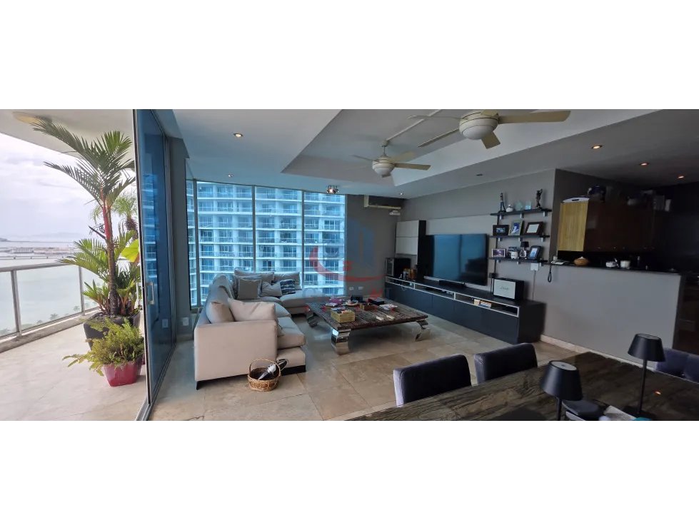 Venta de apartamento en PH Sky Residence, Avenida Balboa