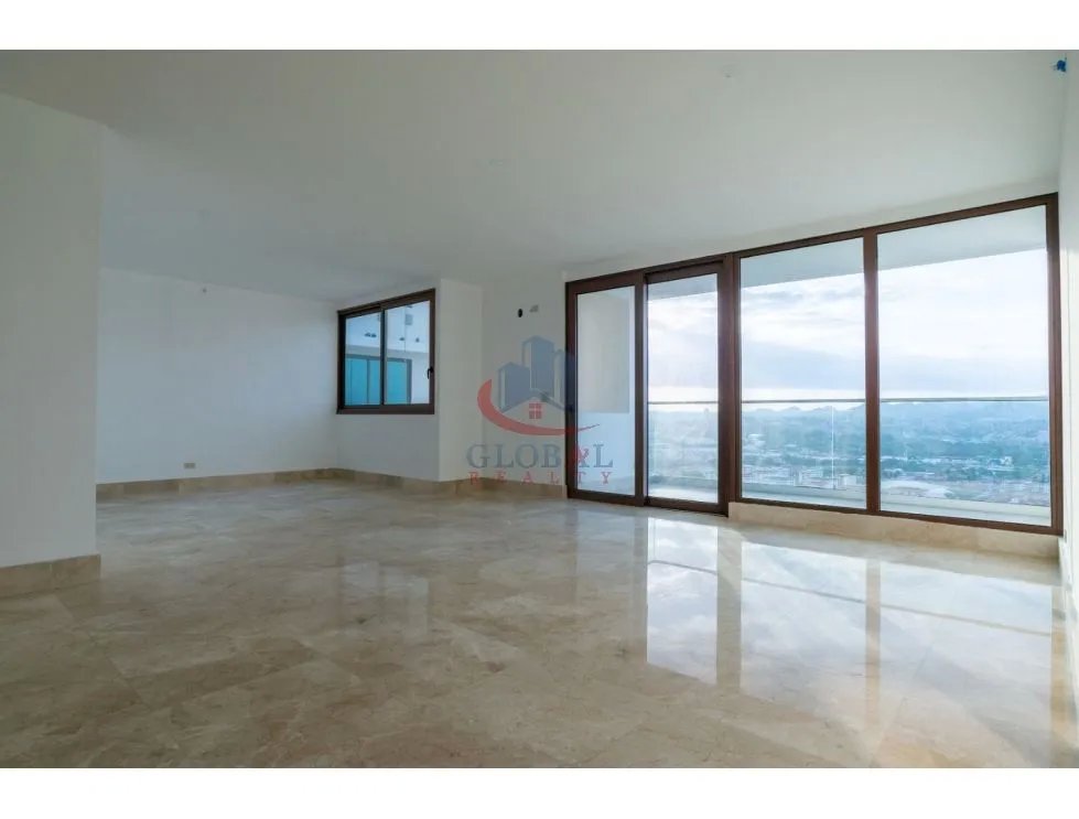 Venta de Apartamento en PH The Colonial Santa María