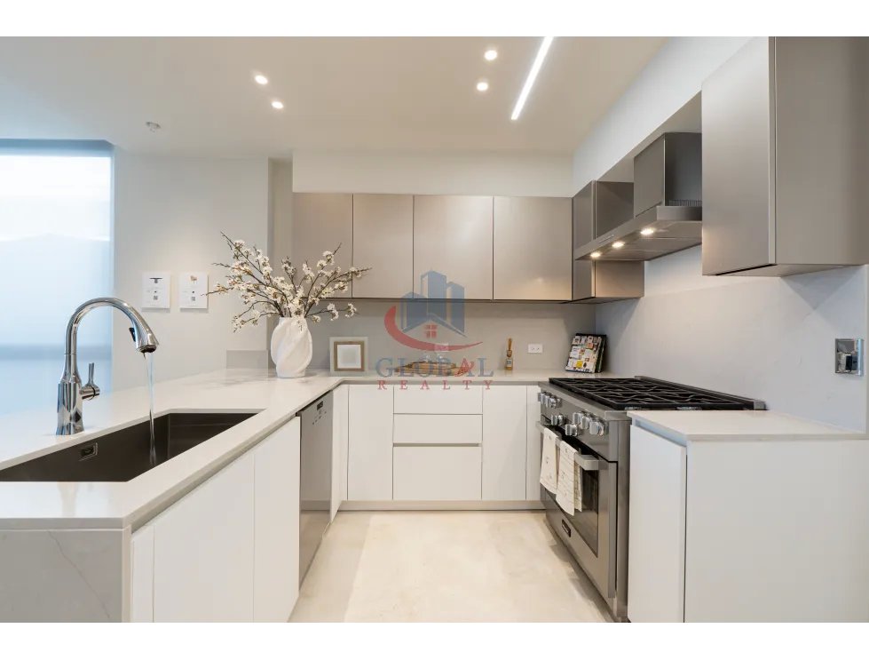 Apartment for sale in Punta Pacifica