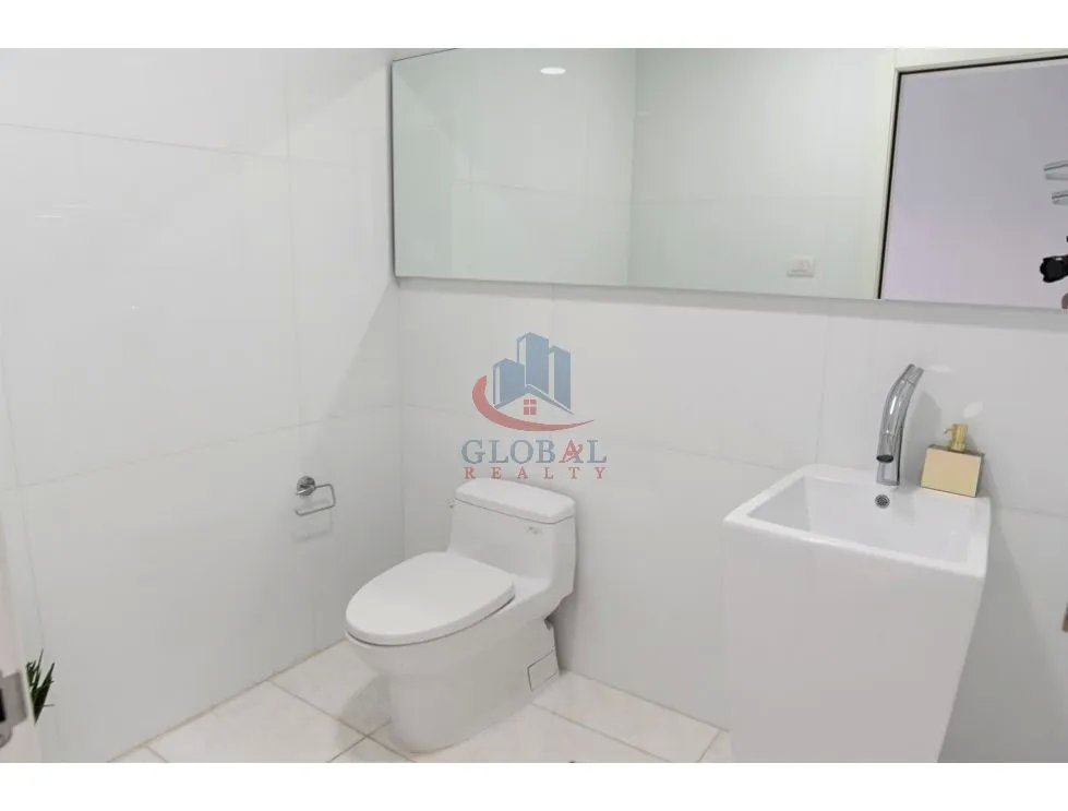 Apartment for sale in Punta Pacifica