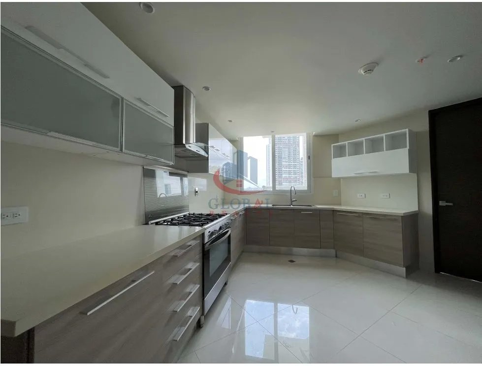 Apartment for sale in Costa del Este