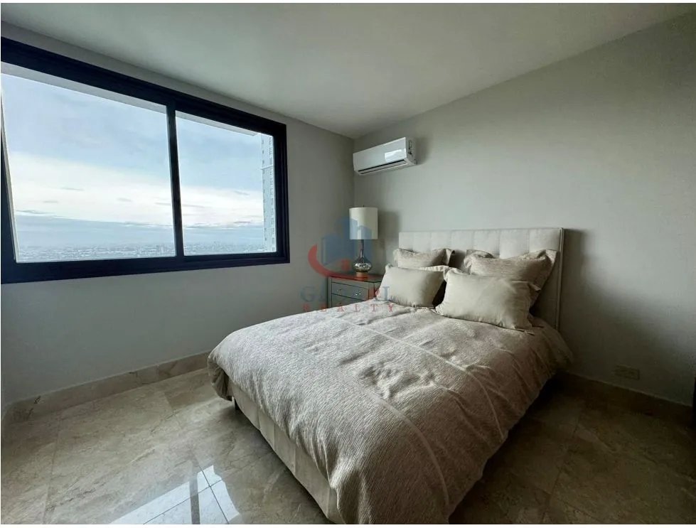 Apartment for sale in Santa Maria