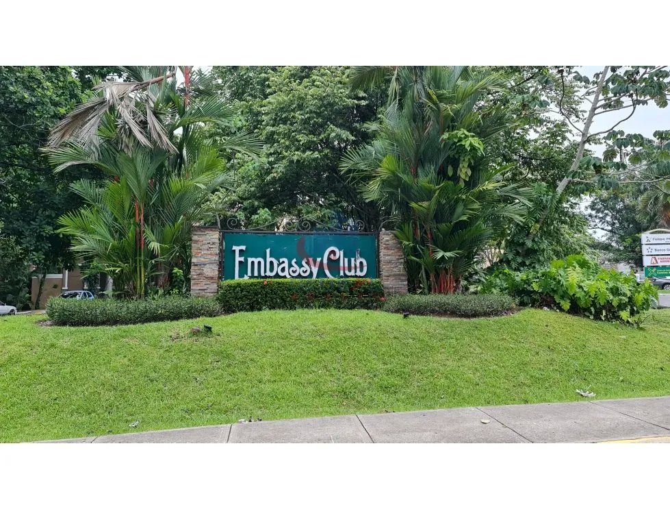Se Alquila Apartamento en Ph Embassy Club Clayton