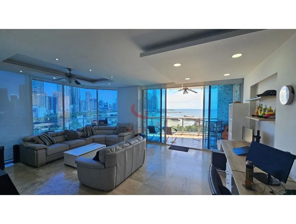 Se Vende Apartamento en Avenida Balboa PH Sky Residence