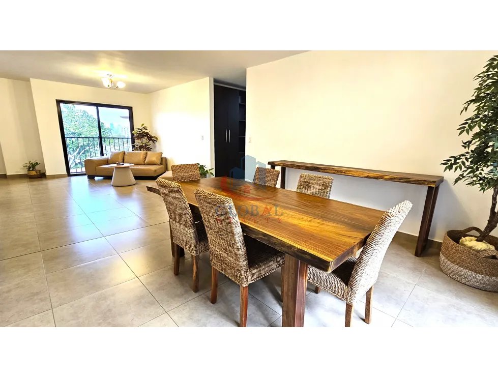 Apartment for sale in Clayton