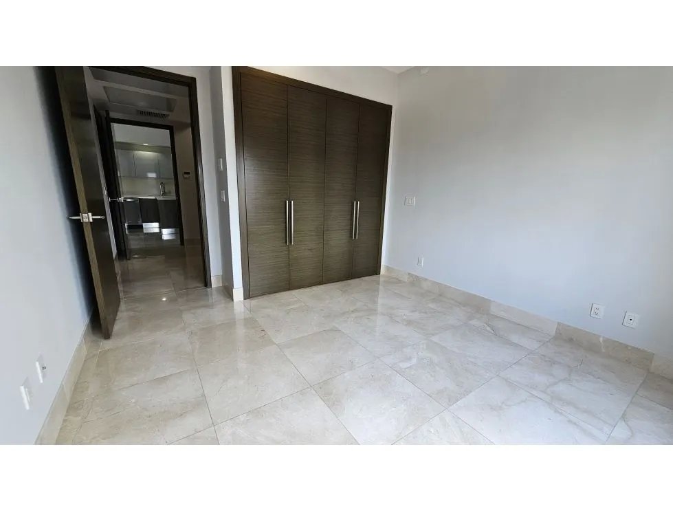 Se Vende Apartamento en Green Garden Santa Maria