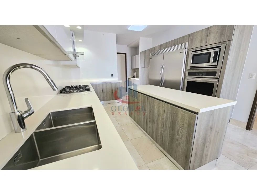 Se Vende Apartamento en Green Garden Santa Maria