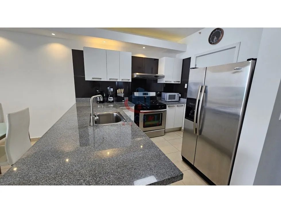 Se vende o Alquila apartamento en PH Water, Avenida Balboa