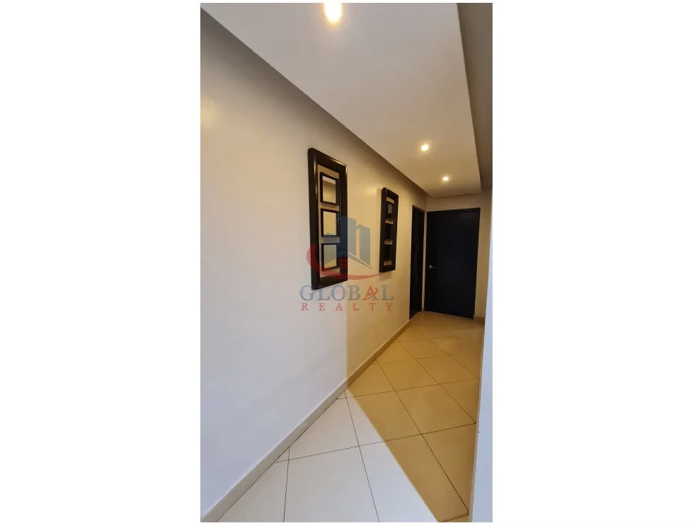 Apartment for sale in Clayton