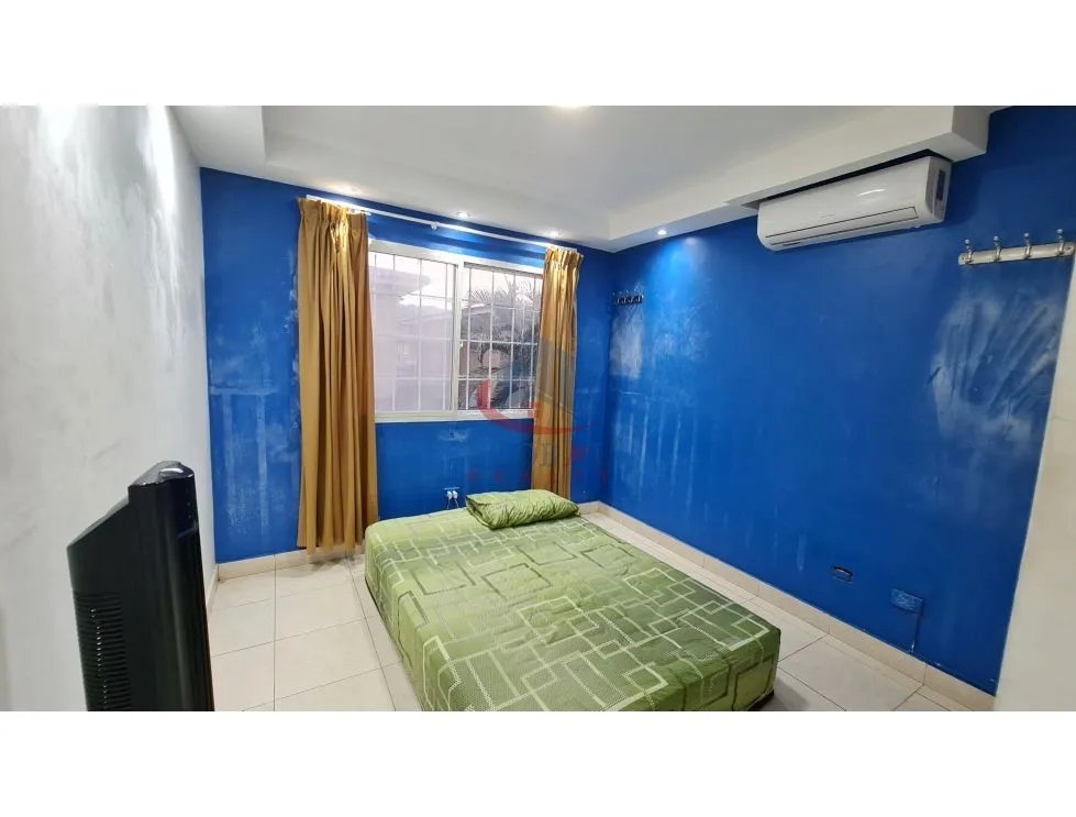 Venta de Casa en Dorado Lakes Condado del Rey