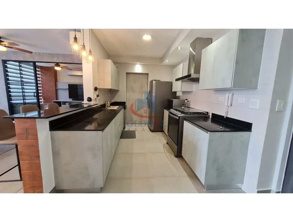 Se Alquila Apartamento PH Loma vista Tower Full Amomblado
