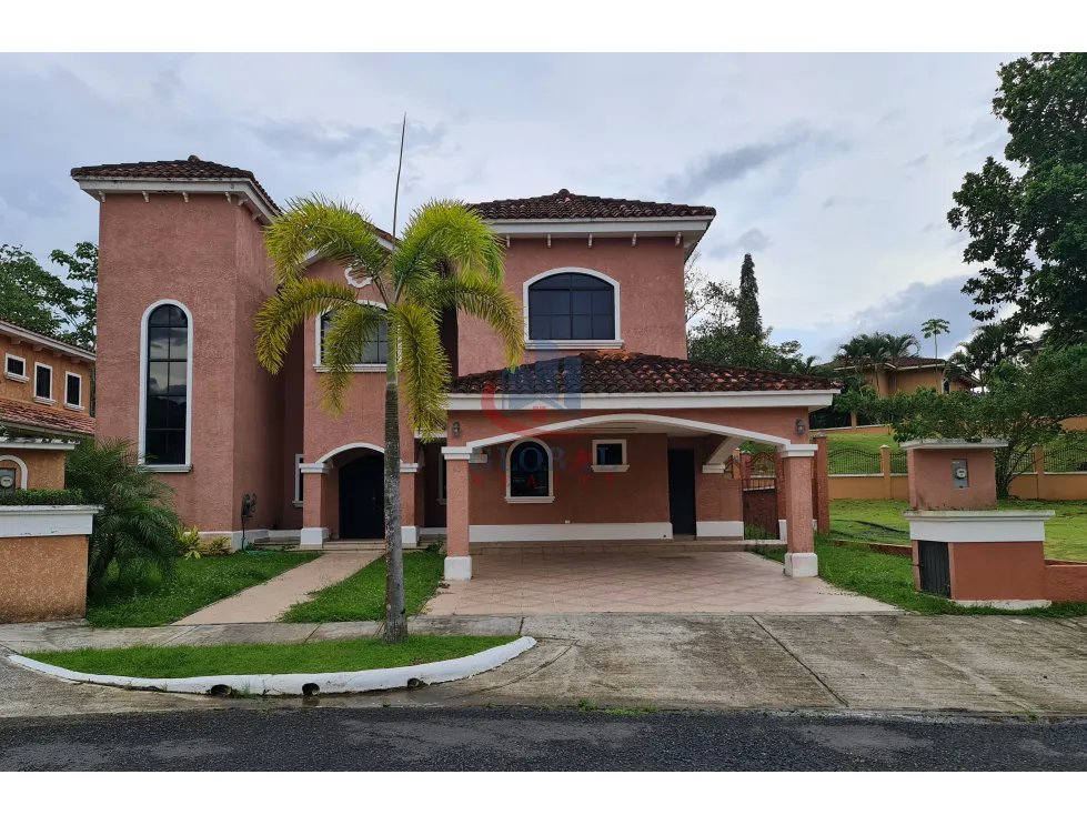 Villa for sale in Llanos de Curundu