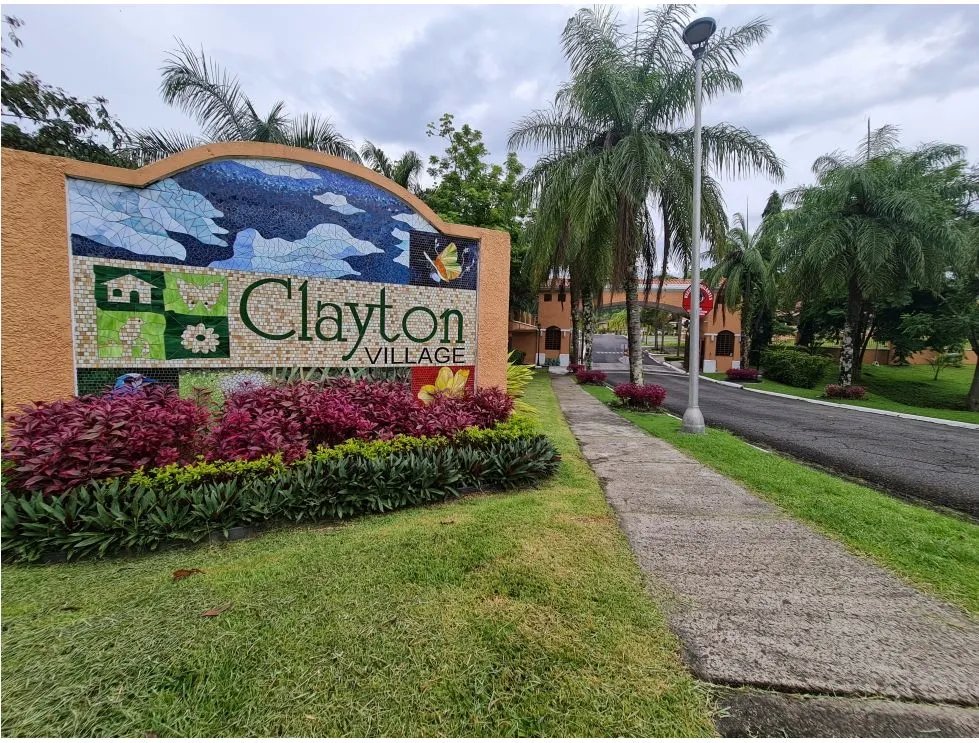 Villa for sale in Llanos de Curundu