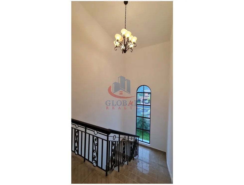 Venta de Casa Unifamiliar en PH Clayton Village, Clayton Panama