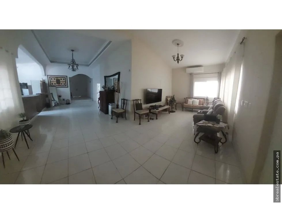 Single Family House for rent in Altos del Golf