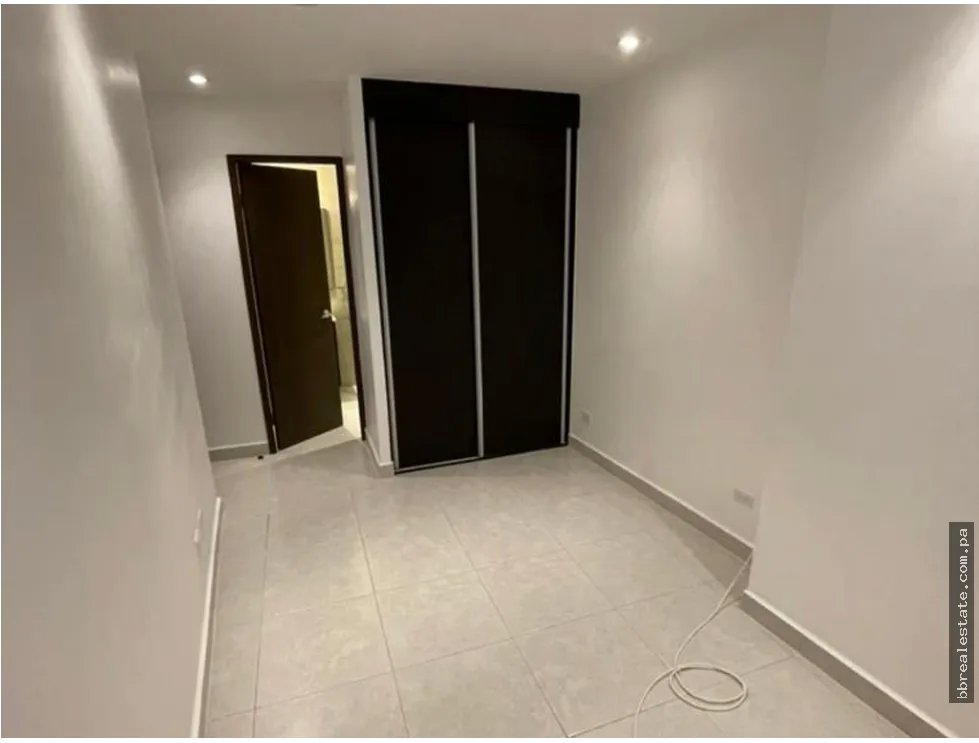 Se Vende Apartamento En Avenida Balboa, Ph Bay View