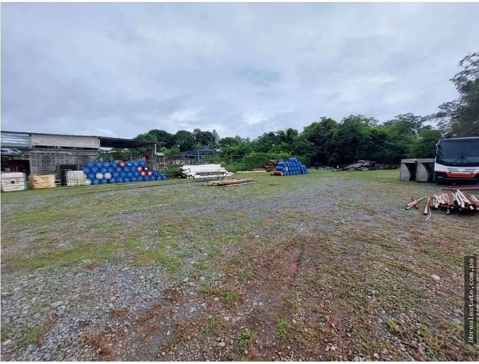 Se Vende Terreno en la 24 de Diciembre, Tocumen