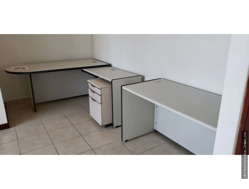 VENTA OFICINA EN EL ROYAL CENTER (TORRE BANESCO NEGOCIABLE)