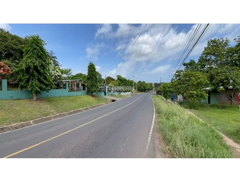 SE VENDE TERRENO EN CHORRERA LLANO LARGO 6897 M2 SOBRE VIA ASFALTADA