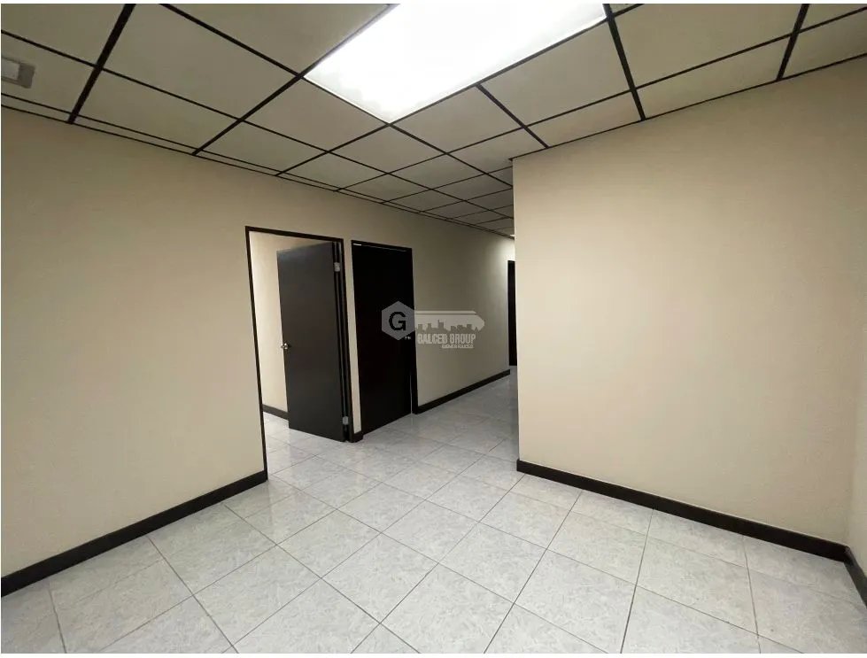 LOCAL / BELLA VISTA / PH VALLARINO / 153M / 1 BAÑO / PLANTA BAJA