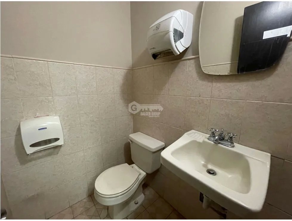 LOCAL / BELLA VISTA / PH VALLARINO / 153M / 1 BAÑO / PLANTA BAJA